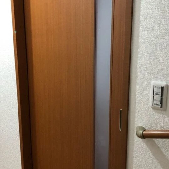 画像4621：町田市の戸建のドアにダイノックフィルム施工